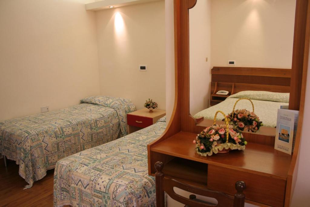 Hotel Sirena 세니갈리아 외부 사진